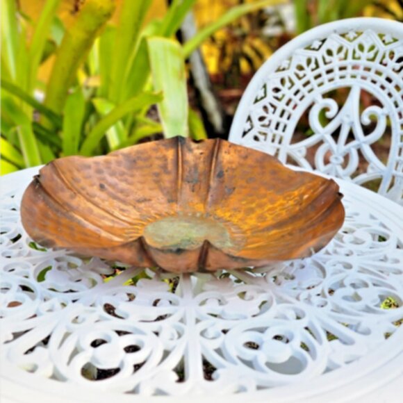 Vintage Georgian Copper #316 Hammered Round Bowl 15.5"x3.5" - Picture 2 of 10